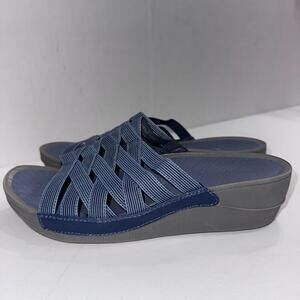 BARETRAPS Blue Beverly Comfort Slip On Gorpcore Outdoor Wedge Sandals Size 10M